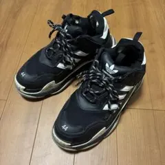 BALENCIAGA adidas Triple S 黒白 44のサムネイル