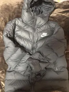 大人気！Nike ダウン ブラック