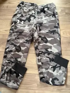 最終値下げ！アンダーアーマーパンツ160