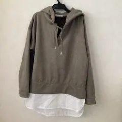 長袖パーカー