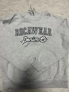 ROCAWEAR グレー パーカーのサムネイル