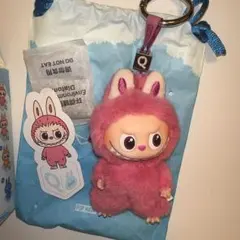 ラブブ イニシャル Q ③