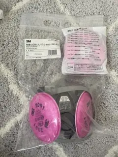 3M防塵マスク+取替用フィルターのサムネイル