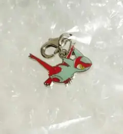 ポケモンセンター ラティアス メタルチャーム