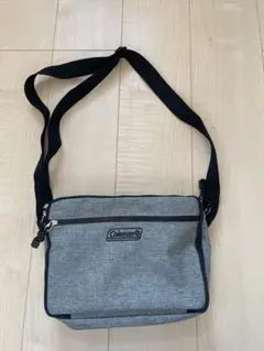 Coleman ショルダーバッグ グレー