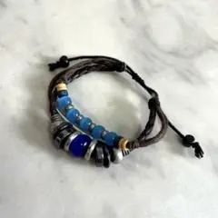 【美品】青と黒のビーズ編み込みレザーブレスレット　インディアン　メンズ