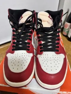 Nike Air Jordan 1 "Lost & Found/Chicago"のサムネイル