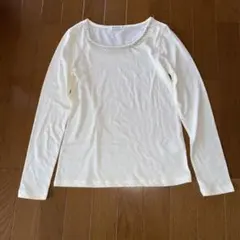 earth music&ecology首周りビーズ装飾長袖Tシャツ Sアイボリー