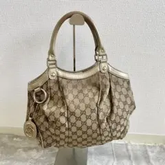 GUCCI ハート　ハンドバッグ　バッグインバッグ アクセサリーポーチ　GG柄 GUCCI ハート ハンドバッグ バッグインバッグ アクセサリーポーチ GG柄