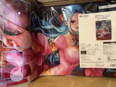 ワンピースカードゲーム オフィシャルプレイマット ネフェルタリ・ビビ プロモ付き