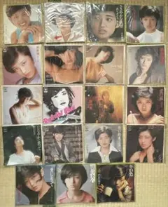 美品多数！中森明菜☆7inchEPレコード20枚セット☆当時の応募ハガキ等