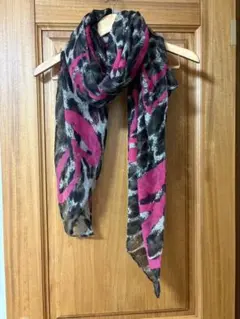 レオパード柄ハートモチーフストール