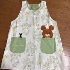 花柄エプロン クマのポケット付き
