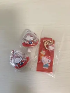ハローキティ　なつかしアイテムミニチュアコレクション2つ　ビニールキーホルダー
