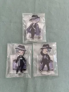 ツイステ　ミニアクリルスタンド　アズール、フロイド、ジェイド　3点セット ツイステ フロイド ジェイド アズール ミニアクリルスタンド - メルカリ