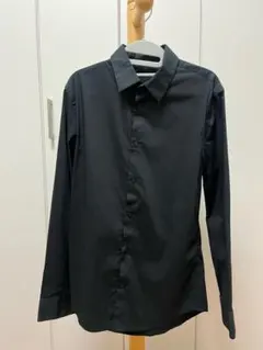 【美品】H&M 黒 長袖シャツ