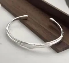 Item thumbnail for item e3748364-7875-4dde-a92d-7616a73b077c