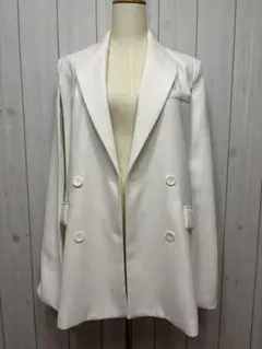 ZARA ホワイト ダブルブレスト テーラードジャケット