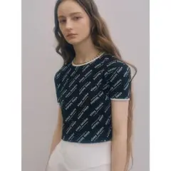 【8/4限定価格】ロゴプリント クロップドTシャツ 半袖のサムネイル