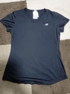 new balance Tシャツ Mサイズ