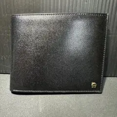 アイグナー二つ折り財布黒　未使用品