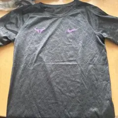 NIKE Rafael Nadal テニスウェア 半袖 Tシャツのサムネイル