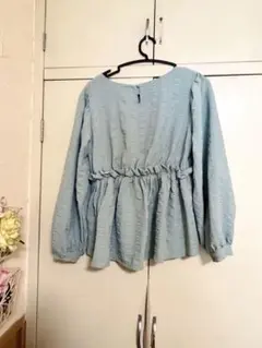 水色　ペプラムブラウス 長袖