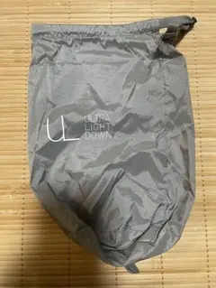 UNIQLO ULTRA LIGHT DOWN 収納袋 グレー
