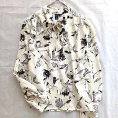 レディースブラウス モノトーン Dazy 花柄ボウタイ 長袖 新品 L