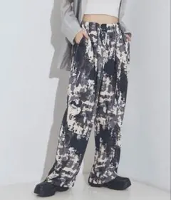 NOMINE ノミネ 総柄 ワイドパンツ イージーパンツ M