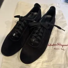 Salvatore Ferragamo ブラック フラットシューズ