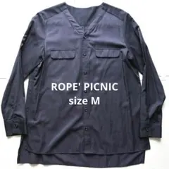 ロペピクニック レディースM 光沢 Vネック とろみ長袖ブラウス 黒シャツ