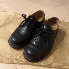 Dr. Martens 3ホール シューズ ブラックのサムネイル