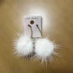 ピアス 白 新品未使用品