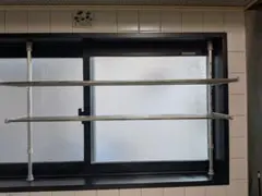 キッチンラック　ステンレスつっぱり棚２段のサムネイル