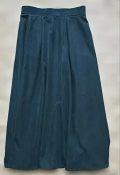 秋冬素材　青緑　スカート