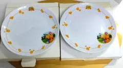 非売品　くまのプーさんの絵皿　2枚セット　箱付　新品　未使用