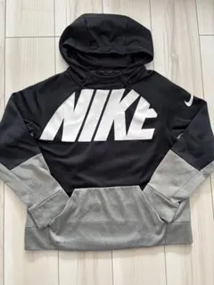Nike L 150〜160㎝フード付きパーカー 黒/グレー