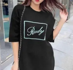 Rady ロゴ入り黒半袖トップスのサムネイル