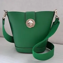 ケイトスペード　オードリーミニバケット　ターンロック　ショルダーバッグ　グリーン