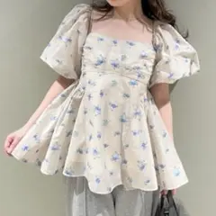 【美品】LILY BROWN 3wayシアージャガードペプラムブラウスのサムネイル