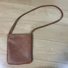 レザー　スマホショルダーバック