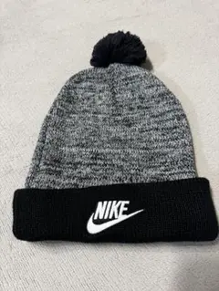 NIKE ニット帽 ポンポン付き ブラック グレー