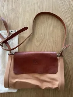 IL BISONTE イルビゾンテショルダーバッグ