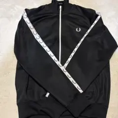 FRED PERRY ブラック ジップアップジャケット M