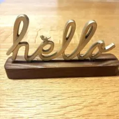 hello 木製台座　置物 オブジェ