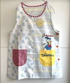 新品タグ付き　ドナルドダック エプロン M-Lサイズ　保育士　幼稚園教諭