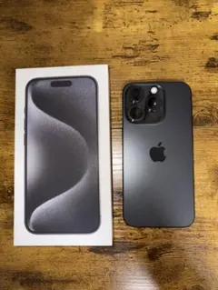 Z*0様 iPhone 15 Pro ブラックチタニウム 512GB