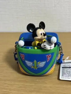 ディズニー　ミッキー　バズライトイヤー　アストロブラスター　スナックケース