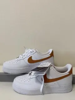 Nike Air Force 1 ホワイト/オレンジ
